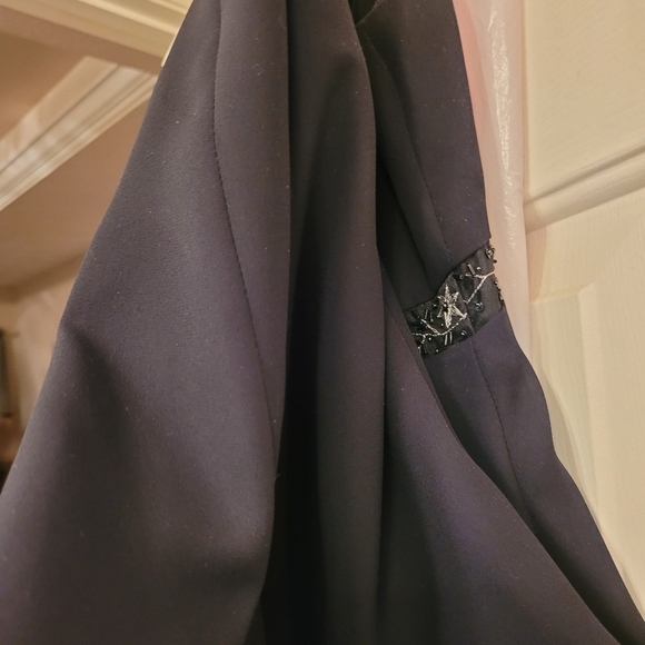 Like new, Michaelangelo Formal Black Dress, Size 10 - Picture 7 of 7